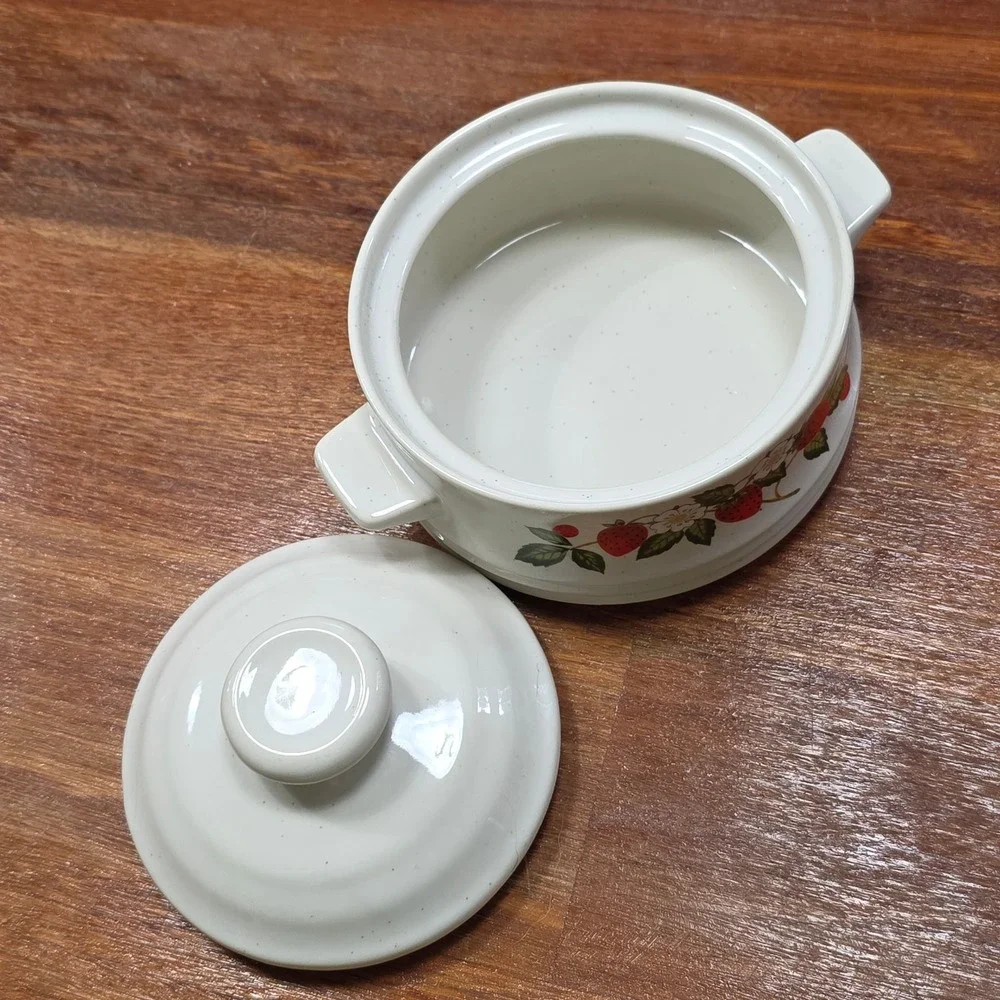 Sheffield Strawberries n Cream Stoneware Mini Casserole Dish Lid Japan Vintage